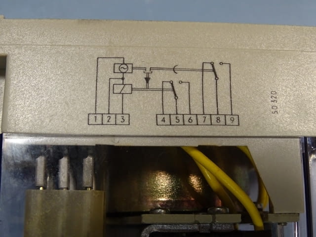 Реле време Siemens 7PR3051-0 Машиностроене, На дребно - град Пловдив | Промишлено Оборудване - снимка 9