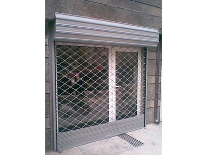 Охранителни ролетки - град София | Монтажи - снимка 1