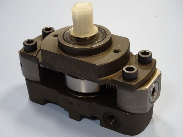 Хидравлична радиално-бутална помпа Polyhydron 1R2E-40, град Пловдив | Промишлено Оборудване - снимка 8