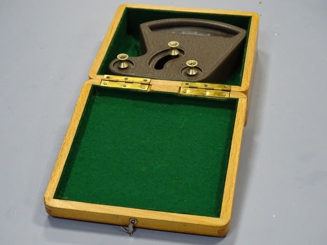 Еластомер KOVOSTAV 31-98680-Р1 - град Пловдив | Инструменти - снимка 1