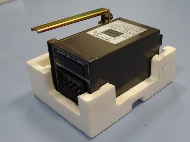 Дигитален брояч Omron H7AN-6D, H5B-4D Машиностроене, На дребно - град Пловдив | Промишлено Оборудване - снимка 10