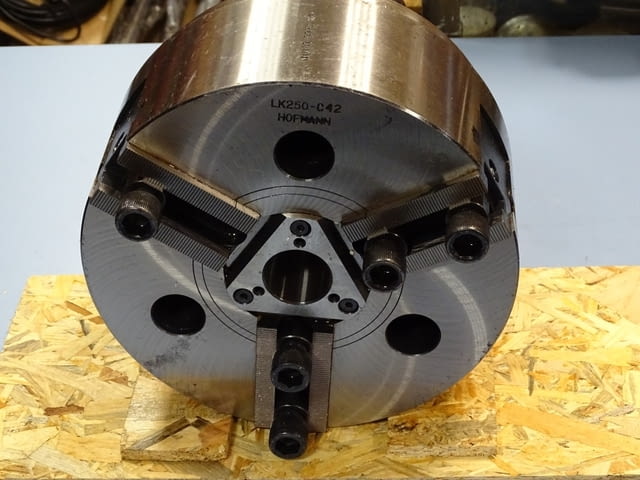 Клинозатегателен патронник HOFMANN LK250-C42 - град Пловдив | Инструменти - снимка 1