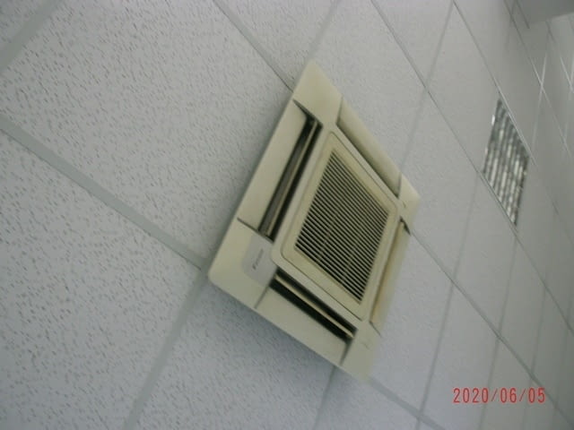 Просторен офис в Бургас - ул. "Александровска" 155 м2, Интернет, Климатик, СОТ - град Бургас | Офиси - снимка 8