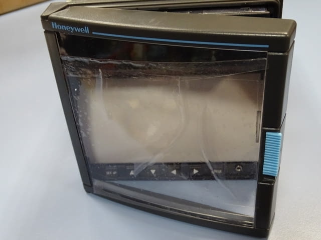 Регистратор Honeywell DM 106-1-A-0A Енергетика, На дребно - град Пловдив | Промишлено Оборудване - снимка 7