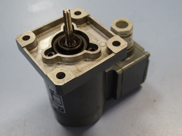 Електромагнит - solenoid MSM Magnet-Schultz, град Пловдив | Промишлено Оборудване - снимка 12