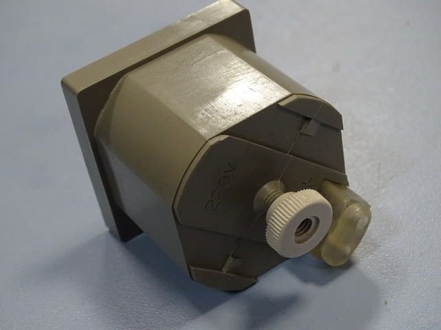 Ел.брояч за часове GRASSLIN, QUARZ Лека промишленост, На дребно - град Пловдив | Промишлено Оборудване - снимка 9