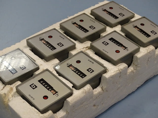 Ел.брояч за часове GRASSLIN, QUARZ Лека промишленост, На дребно - град Пловдив | Промишлено Оборудване - снимка 12