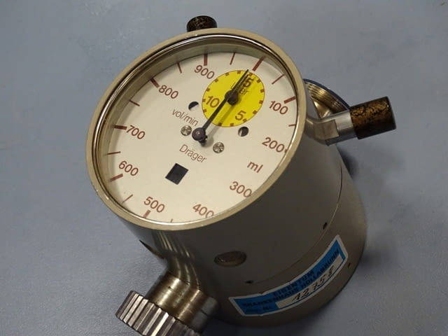 Вакуум Дебитомер Drager Volumeter 3000, city of Plovdiv | Industrial Equipment - снимка 10