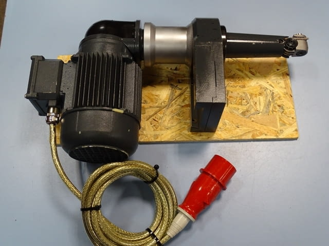 Ъглова високооборотна глава Deckel Corner Milling Spindle Head 2036 - снимка 1