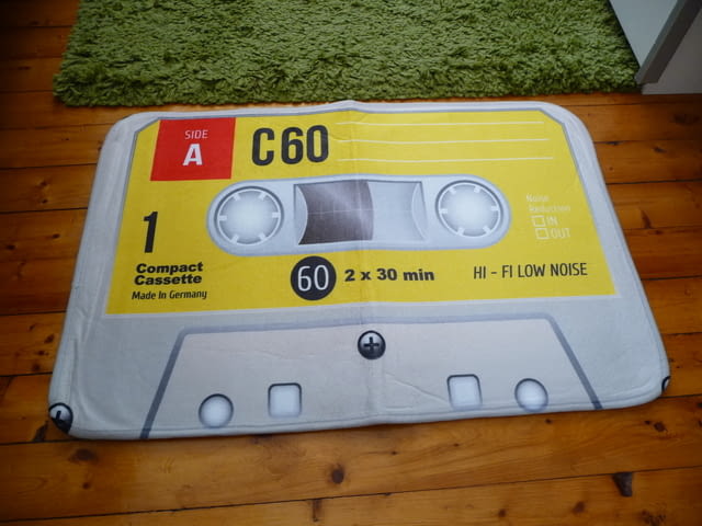 4. Килимче аудиокасета audio tape касетофонче магнитна лента BASF TDK SONY HITACHI - снимка 2