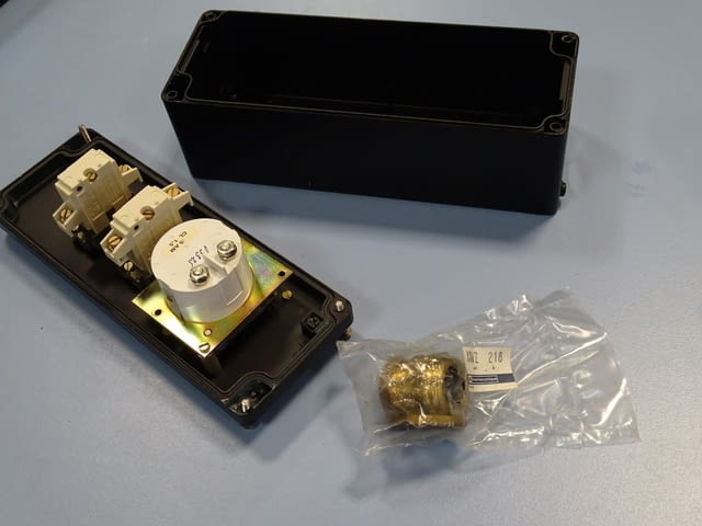 Бутониера Telemecanique XAW-F EEx ed IIC, град Пловдив | Промишлено Оборудване - снимка 9