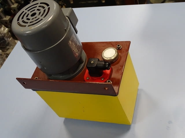 Смазочен Агрегат Клептуза 2.5L - city of Plovdiv | Machinery - снимка 7