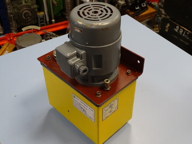 Смазочен Агрегат Клептуза 2.5L - city of Plovdiv | Machinery - снимка 9