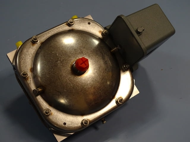 Трансмитер на налягане Taylor Pneumatic Transmitter, град Пловдив | Промишлено Оборудване - снимка 6