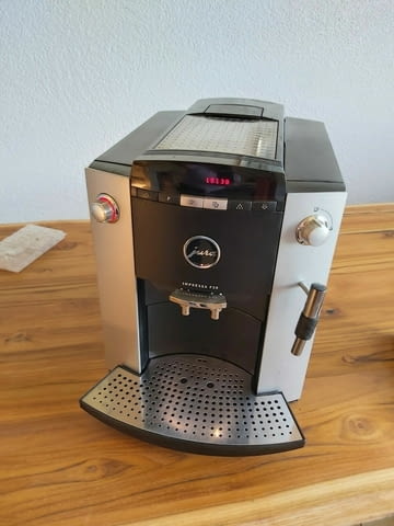 Кафеажтомат JURA IMPRESSA F50 Jura, Espresso machine - city of Vidin | Espresso Machines - снимка 1