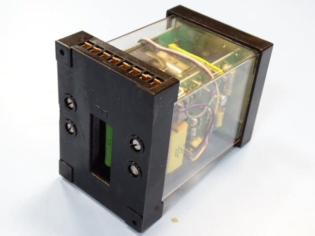 Реле време Time delay relay FIR RE 250 S, град Пловдив | Промишлено Оборудване - снимка 3