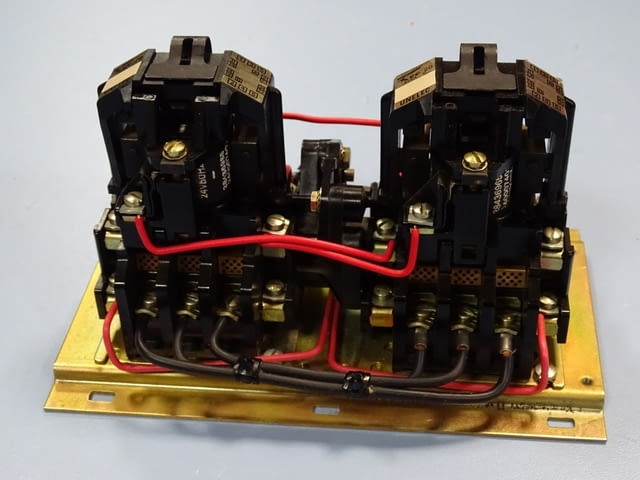 Контактор реверсивен UNELEC ROC 12 . 20, city of Plovdiv | Industrial Equipment - снимка 3