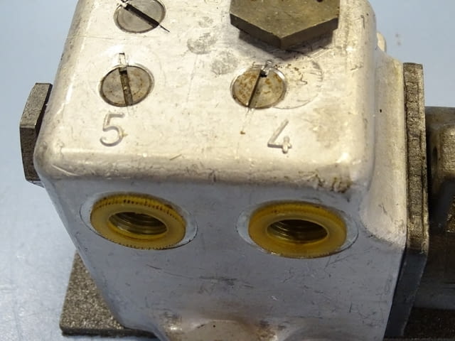 Хидравличен разпределител BOSCH HY/SDMA1D7, град Пловдив | Промишлено Оборудване - снимка 5