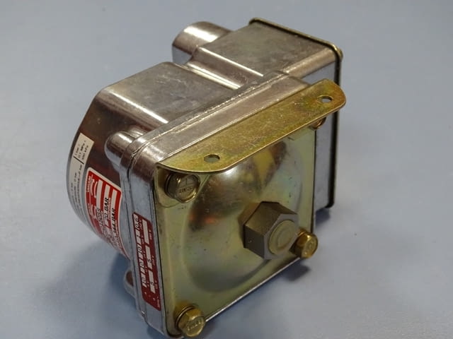 Пресостат DELAVAL Barksdale D2T-D150SS, град Пловдив | Промишлено Оборудване - снимка 9