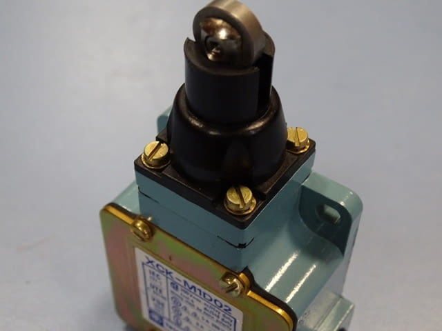 Изключвател Telemecanique XCK-M1D02 Енергетика, На дребно - град Пловдив | Промишлено Оборудване - снимка 7