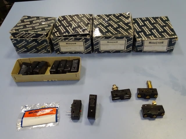 Микроключ microswitch Honeywell BZ-2R, BBC, CEM, city of Plovdiv | Industrial Equipment - снимка 1