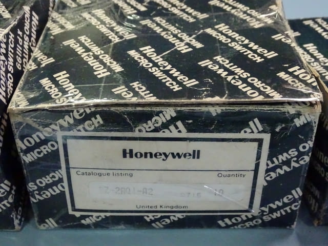 Микроключ microswitch Honeywell BZ-2R, BBC, CEM, city of Plovdiv | Industrial Equipment - снимка 7