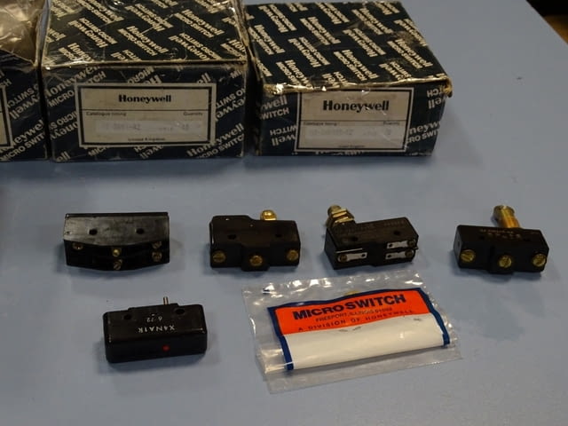 Микроключ microswitch Honeywell BZ-2R, BBC, CEM, city of Plovdiv | Industrial Equipment - снимка 9