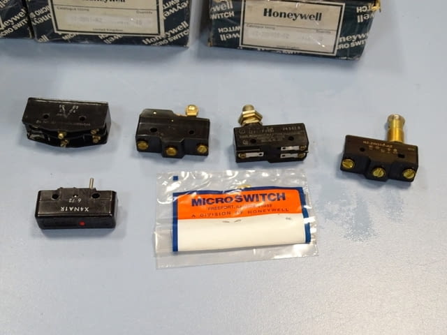 Микроключ microswitch Honeywell BZ-2R, BBC, CEM, city of Plovdiv | Industrial Equipment - снимка 11