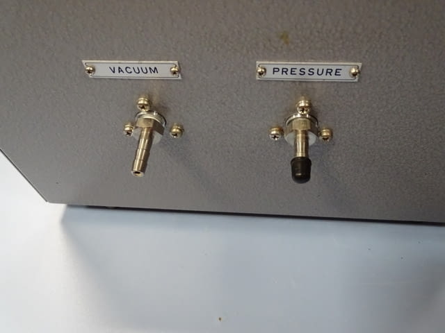 Стенд за манометри Press and Vacuum Tester NAGANO KEIKI PM-41 - снимка 9