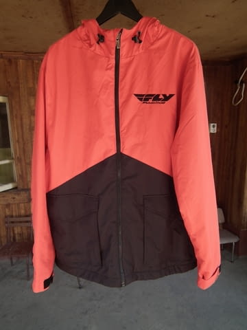 Fly Racing леко яке с качулка - град Левски | Аксесоари / Консумативи - снимка 1