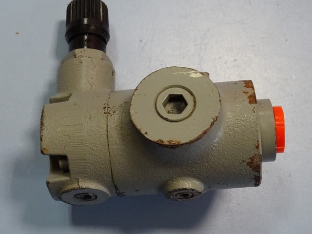 Хидравличен клапан Duplomatic RQ5-W2/G/30, град Пловдив | Промишлено Оборудване - снимка 5