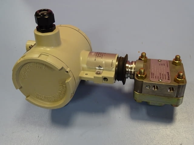Трансмитер на налягане Honeywell STG 170G-A10-6056, град Пловдив | Промишлено Оборудване - снимка 2