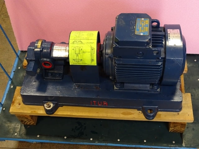 Хидравлична помпа ITUR RC-1 - city of Plovdiv | Machinery - снимка 1