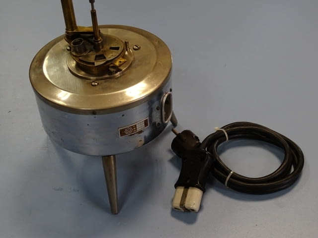 Апарат за определяне на пламна температура по метода на Пенски-Мартенс - снимка 2