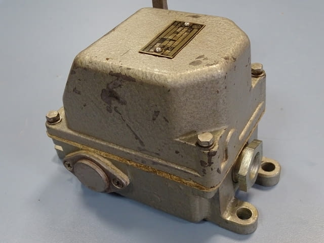 Изключвател краен КУ-701 АУ2 Тежка промишленост, На дребно - град Пловдив | Промишлено Оборудване - снимка 3