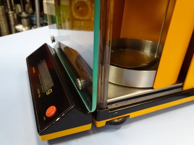 Аналитична везна Sartorius 2004 МР - city of Plovdiv | Industrial Equipment - снимка 5