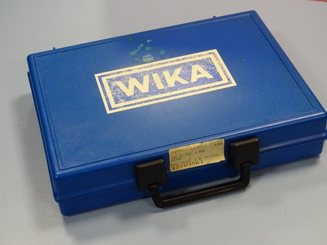 Образцов манометър WIKA 341.11.250 160 Bar, city of Plovdiv | Industrial Equipment - снимка 2