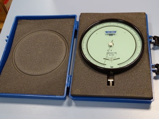 Образцов манометър WIKA 341.11.250 160 Bar, city of Plovdiv | Industrial Equipment - снимка 1