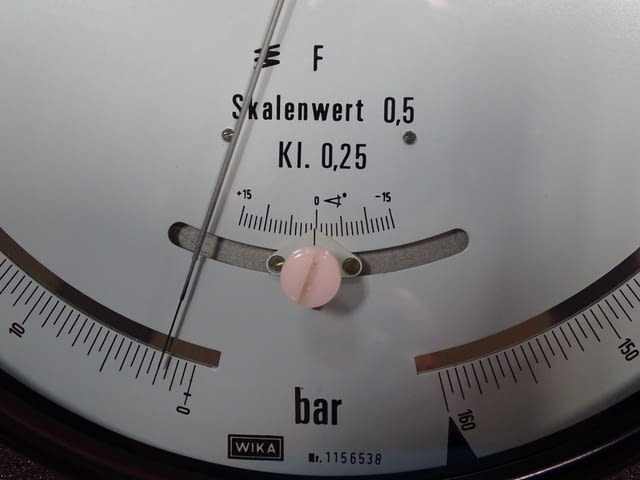 Образцов манометър WIKA 341.11.250 4 Bar, city of Plovdiv | Industrial Equipment - снимка 5