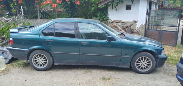 BMW 318 e36 БМВ е36 m43b18 на части - град Сливен | Автомобили / Джипове - снимка 1