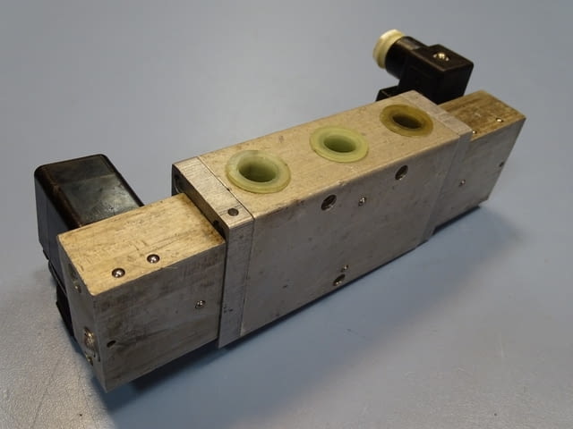 Пневматичен разпределител хидравлика тип 5/2 РПП 12Е75Т, city of Plovdiv | Machinery - снимка 3