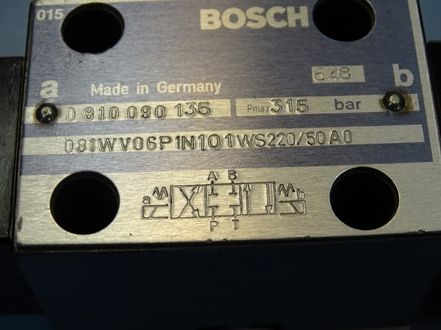 Хидравличен разпределител BOSCH 0 810 090 - city of Plovdiv | Machinery - снимка 2