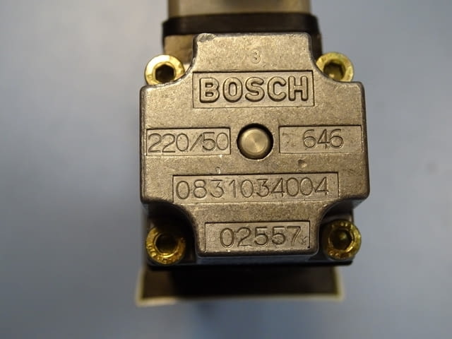 Хидравличен разпределител BOSCH 0 810 090 - city of Plovdiv | Machinery - снимка 5