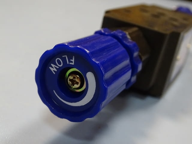 Хидравличен регулатор на дебит YUKEN MSW-01-X-10T, city of Plovdiv | Machinery - снимка 3