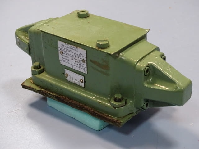 Хидравличен разпределител Orsta TGL 10935 - city of Plovdiv | Machinery - снимка 2