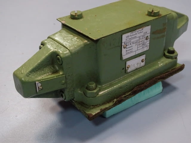 Хидравличен разпределител Orsta TGL 10935 - city of Plovdiv | Machinery - снимка 4