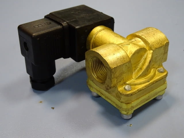 Електромагнитен вентил 1/2 G 9207100 - city of Plovdiv | Machinery - снимка 2