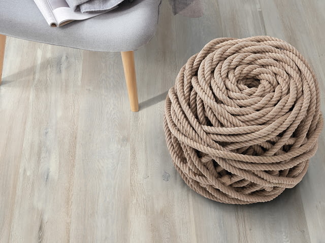 Ламиниран паркет на топ цени Ламинат, 10 мм, 20 години - град София | Паркети / Настилки - снимка 1