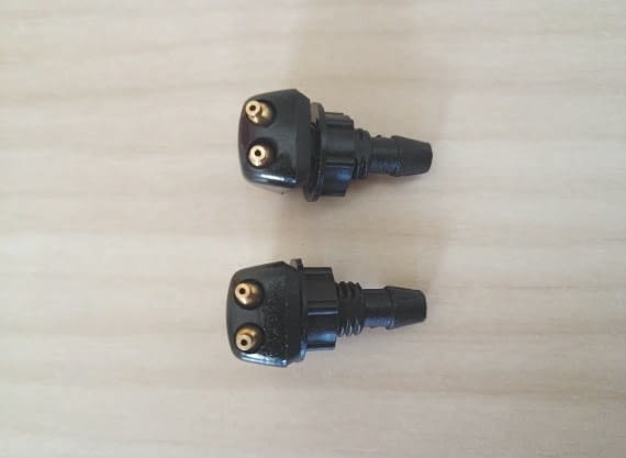 Универсални пръскалки / дюзи за чистачки, град Сливен | Аксесоари / Консумативи - снимка 3