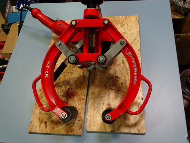 Циркуляр за рязане на тръби ROTHENBERGER ROCUT UKS 160-355 mm - снимка 7